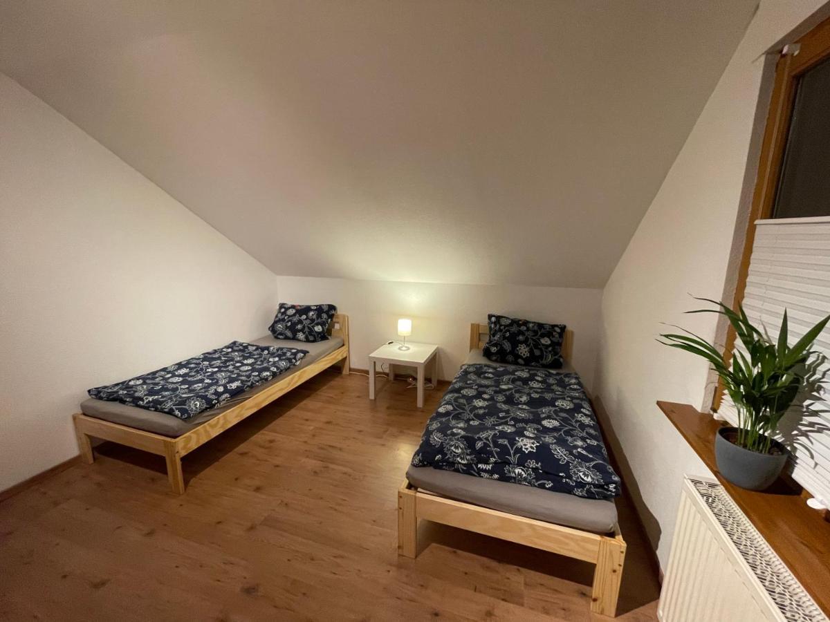 Ferienwohnung An Der Romantischen Strasse Direkt A3 Und A81 Eisingen Kültér fotó